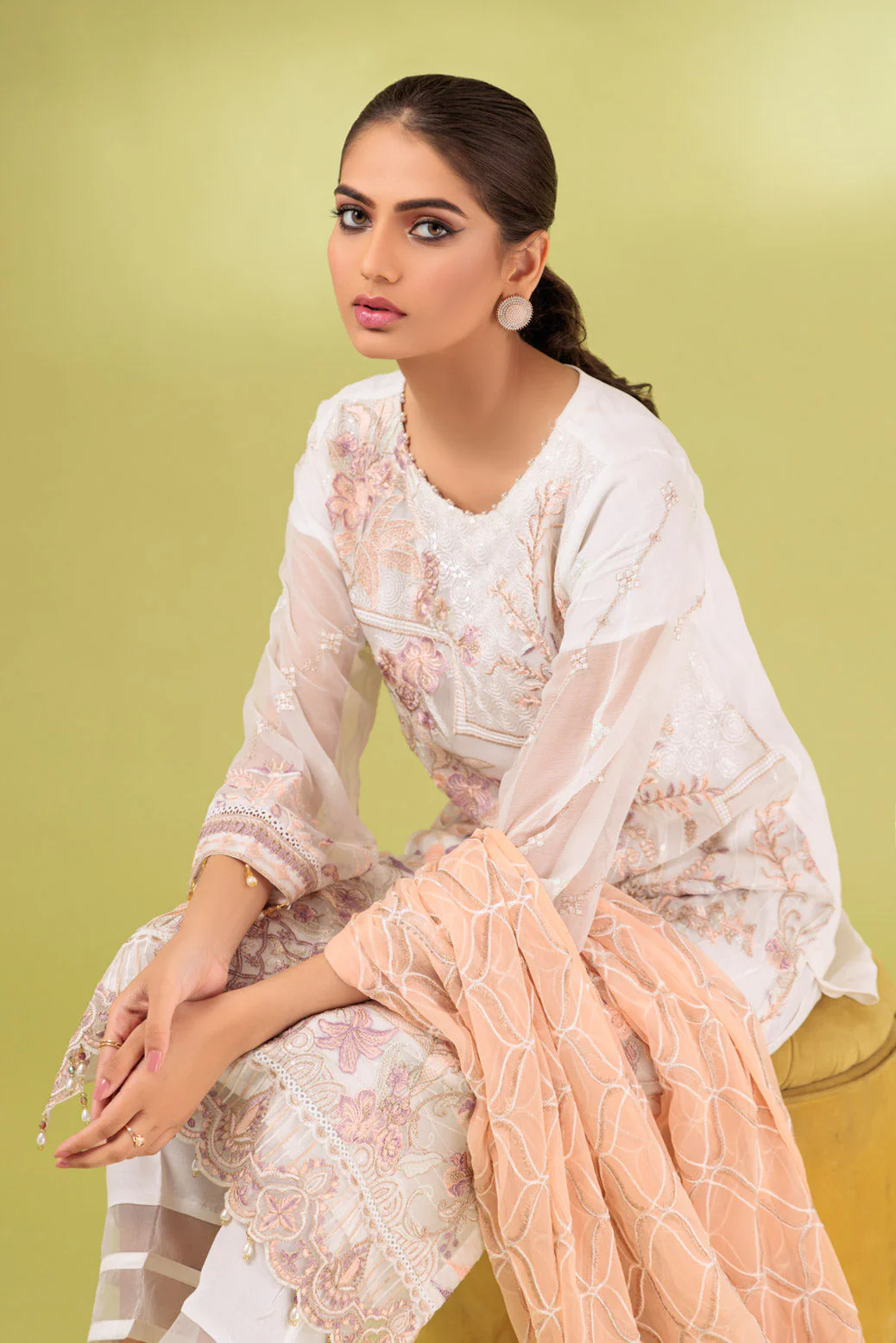 P-WHITE-CHIFFON-3 PIECE (MWF233P04)